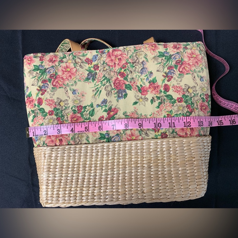 Cappella Straworld Women’s Floral Patterns Purse Picnic/Beach Tote Bag Like New - Picture 5 of 5